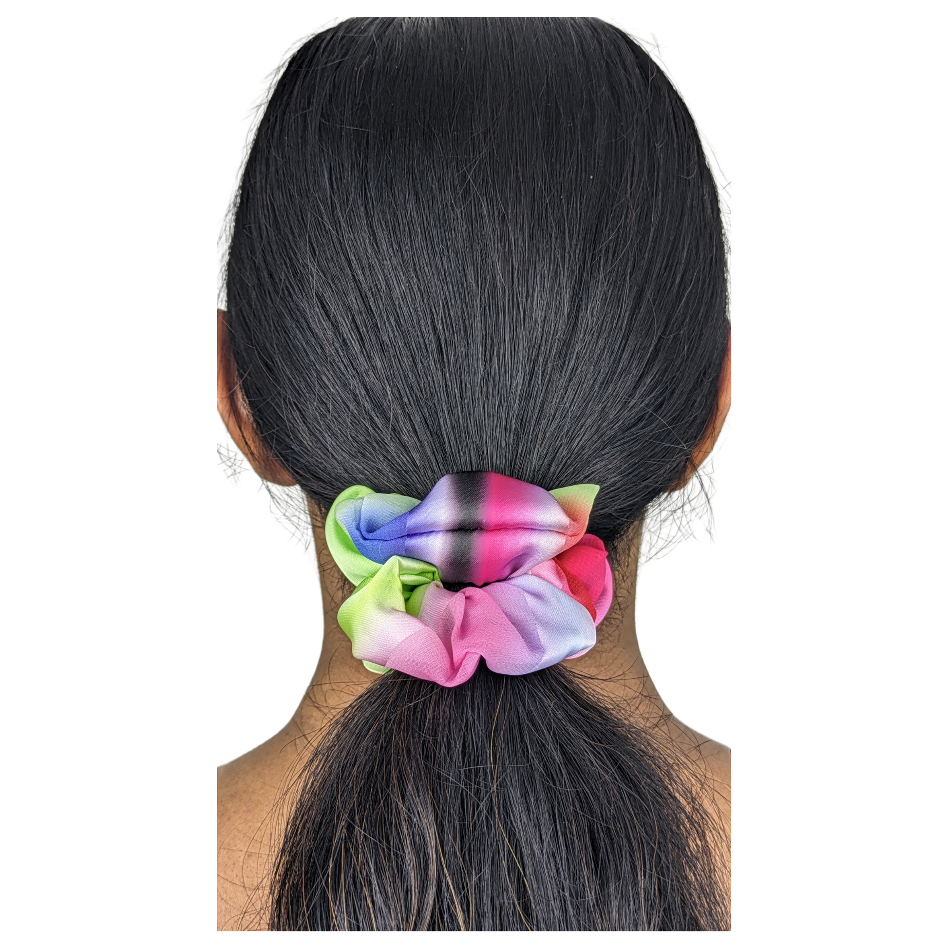 Woman wearing a Regular Pastel scrunchie