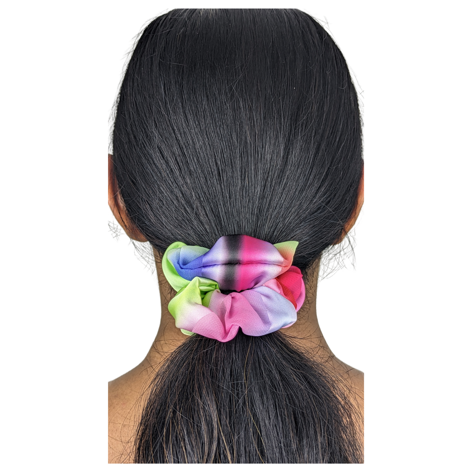 Woman wearing a Regular Pastel scrunchie 