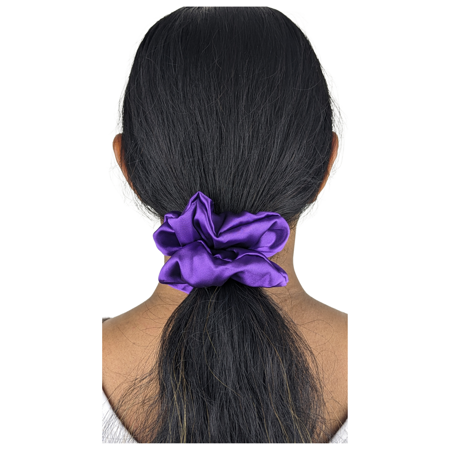 Woman wearing a Regular Satin Prince Scrunchie